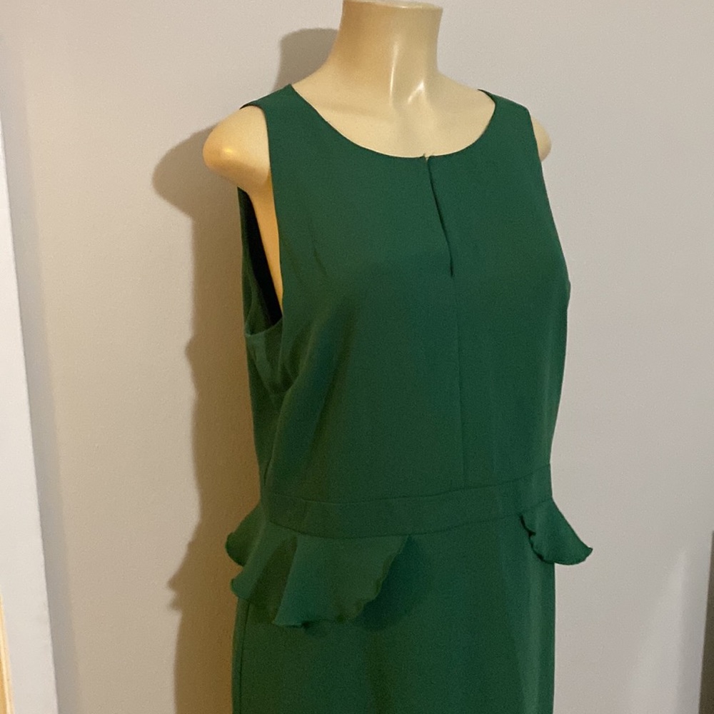 Ann Taylor Green Midi Dress - Picture 5 of 9